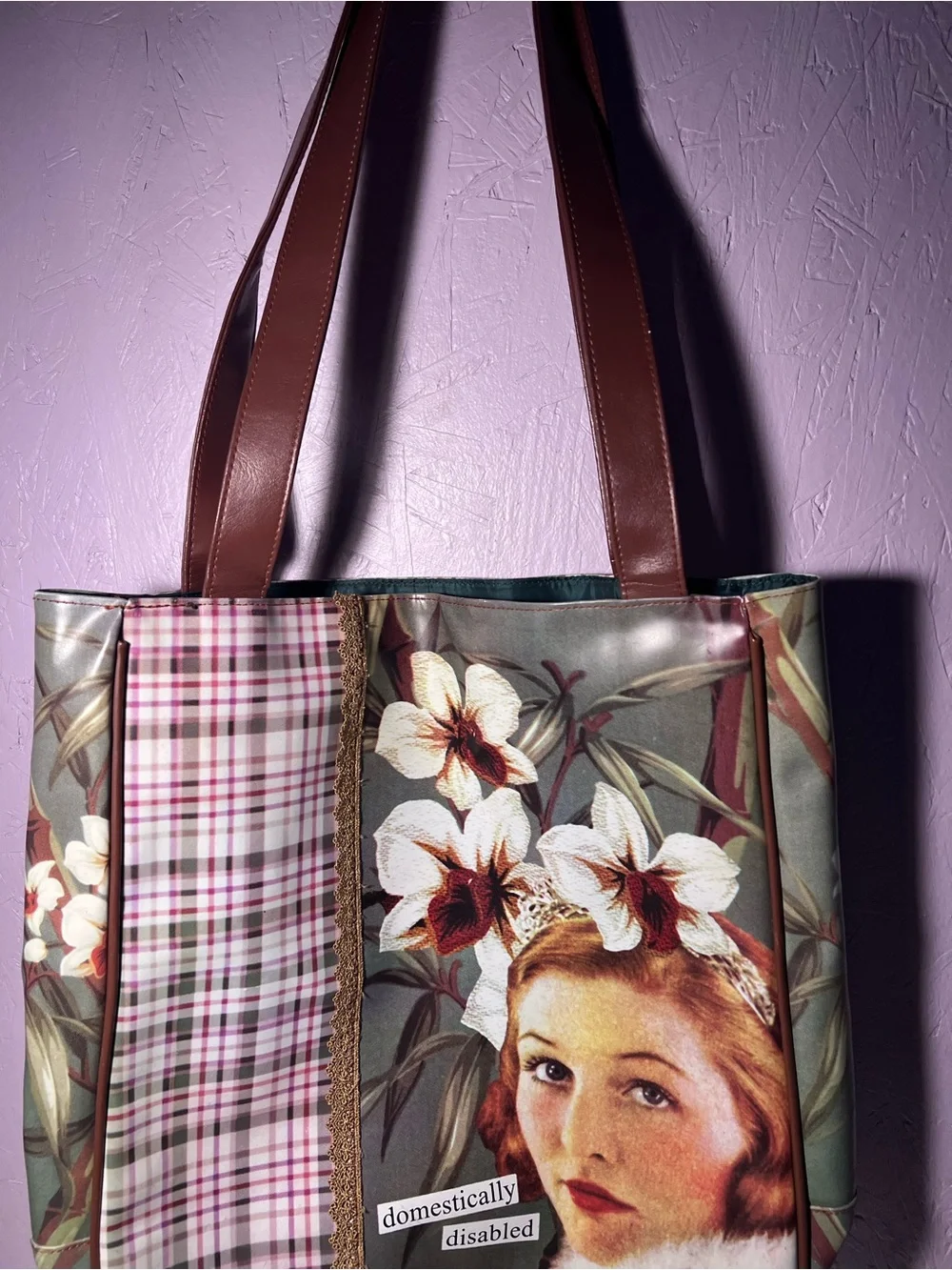 NWOT Vintage Portrait tote Bag with Floral Crown and Red Lips